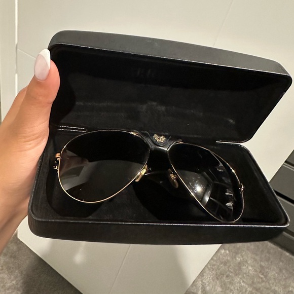 VERSACE AVIATOR SUNGLASSES - Picture 2 of 4